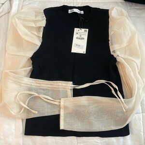 Beautiful Zara Top with contrast sleeves